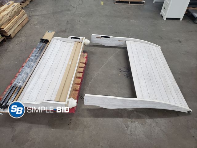 Lot 58-67046 - Shabby Chic Rustic White QUEEN Size sleigh Headboard and footboard with bed Frame - super cool!