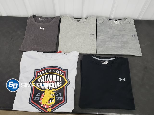 Lot 58-77352 - Lot of (5) MEN'S long sleeve Under Armour, Reebox, and more shirts - SIZE L XL - used but in good co...