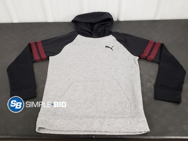 Lot 58-41256 - BOYS! Puma Hooded sweatshirt - SIZE L - in good condition