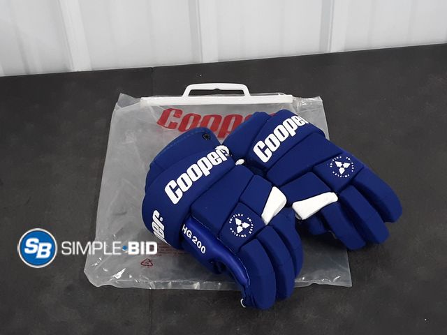 Lot 58-33651 - Cooper Canstar Hockey Gloves - 11.5 HG200U