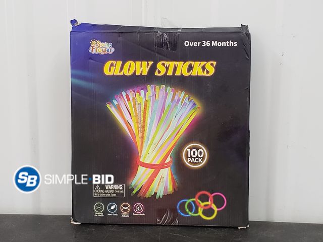 Lot 58-80368 - Spring Flower Glow Sticks -100 Pack