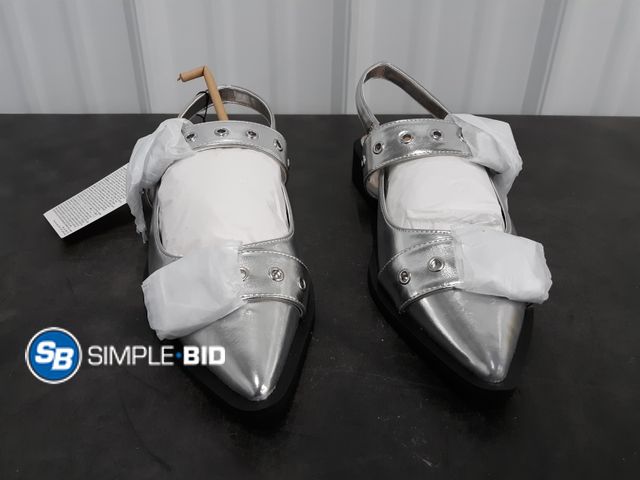 Lot 58-40043 - The Drop Evie Silver Shoes - Size 9 - New