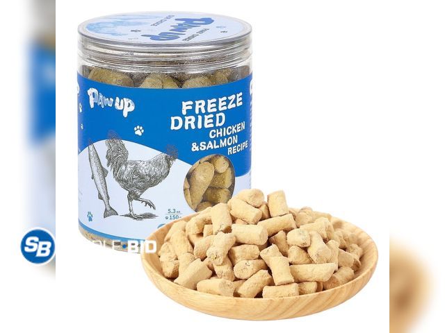 Lot 58-57886 - New PAWUP Freeze Dried Dog &amp; Cat Treats, Salmon &amp; Chicken Flavors with Chicken Breast, Heart...
