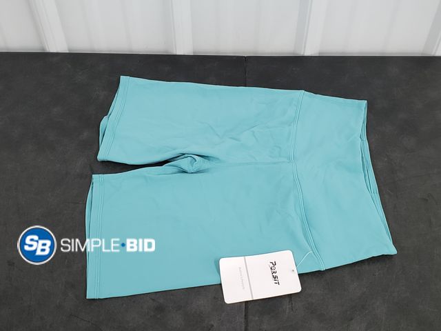 Lot 58-36807 - New Women's Persit Active Lifestyle Shorts - SIZE S