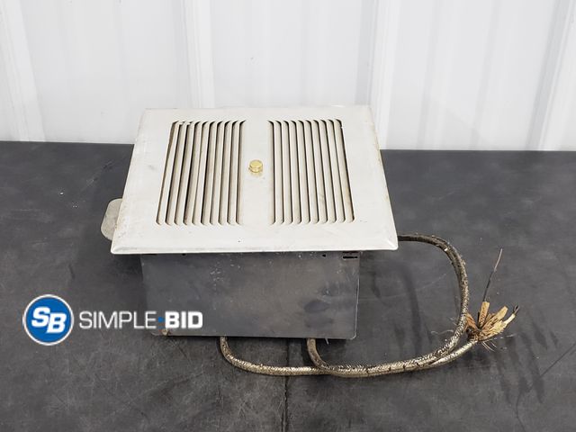Lot 58-77651 - Bathroom Vent Van