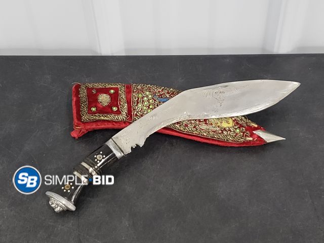Lot 58-36567 - Bowed Handknife - From India with Sheath