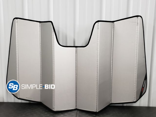 Lot 58-50287 - Pigenius Windshield SunShade