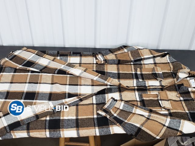 Lot 58-77161 - Women's Flannel Shacket - SIZE 2XL - light use - in good condition