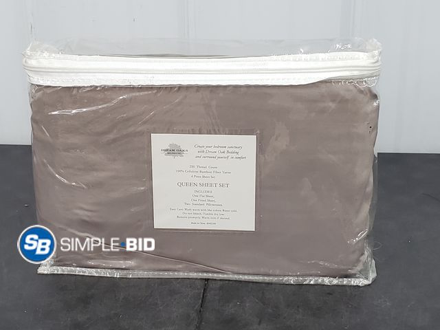 Lot 58-72047 - Dream Oaks Bedding - 250 Thread Count 4 Piece Sheet Set - Queen Size - New