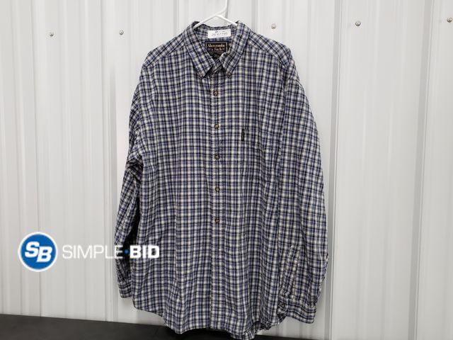 Lot 58-67795 - MEN'S Abercrombie and Fitch Button Down Shirt - SIZE XL - lightly used but in good condition