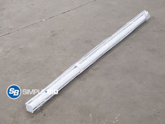 Lot 58-55368 - White Roller Shade 72" x Unknown