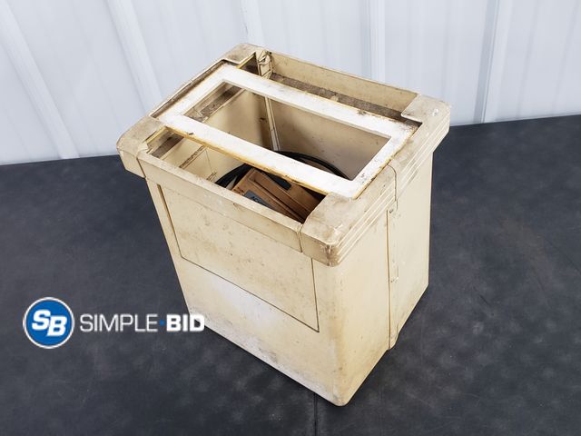 Lot 58-30716 - Paper Shredder