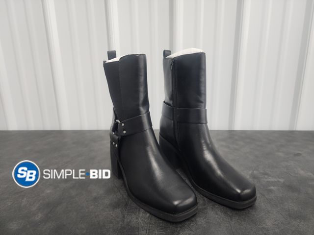 Lot 58-40605 - New Women's Mid Length The Drop Boots - SIZE 10