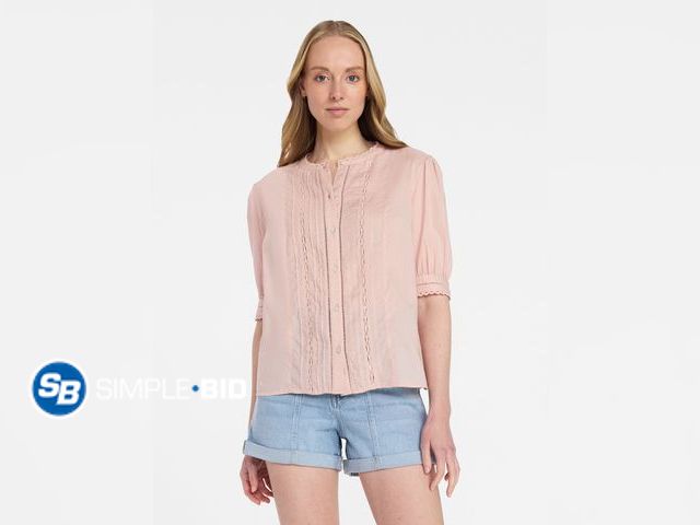Lot 58-71212 - New Time and Tru Women's and Women's Plus Cotton Lace Inset Blouse with Elbow Length Sleeves, Size S