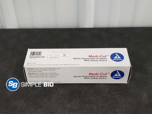 Lot 58-29864 - Medi-Cut Sterile Disposable Scalpels with Safety Guard - 10 Pack