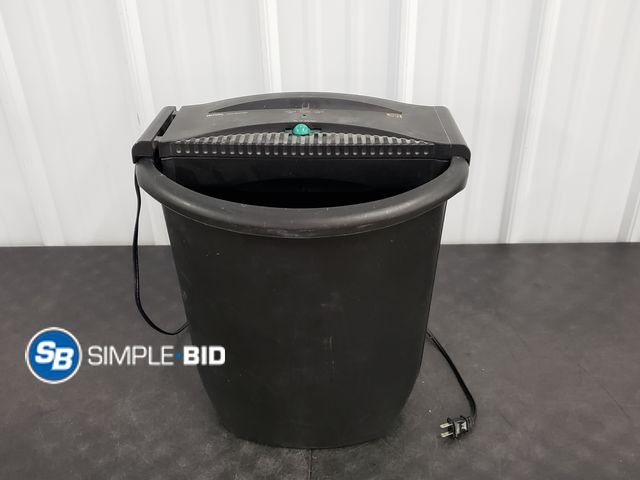 Lot 58-72813 - Royal Paper Shredder - Tested to Turn On