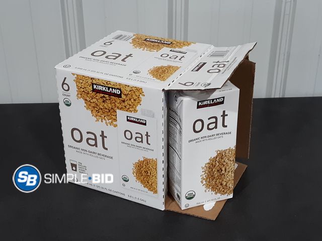 Lot 58-29932 - Kirkland OAT Organic non dairy Beverage 4 qts 32 fl oz each - unopened