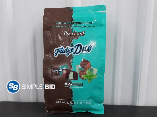 Lot 58-37880 - Bouchard FUDGE DUO! Mint and Brownie flavored chocolates - individually packaged - unopened -- 40 pi...