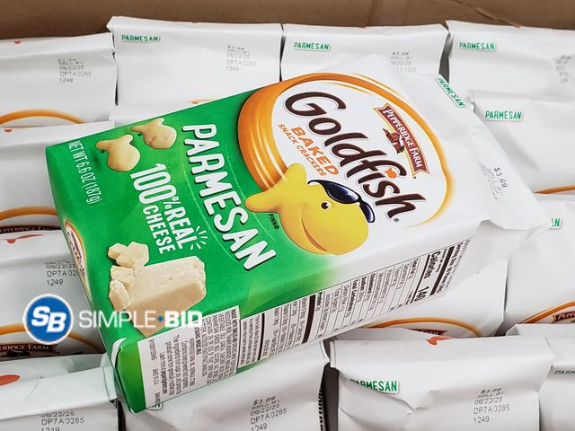 Lot 58-75025 - BOX of (24) GOLDFISH! Baked Parmesan Pepperidge Farm Goldfish 6.6 oz each - unopened - expired
