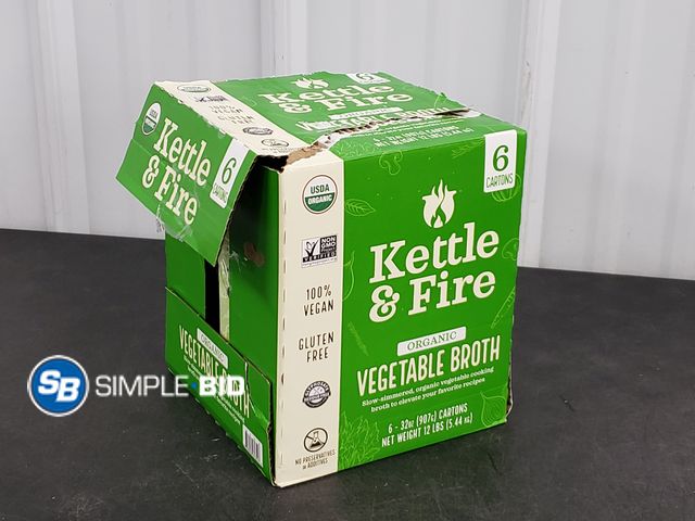 Lot 58-51116 - Kettle and Fire Organic Vegetable Broth 5 cartons - unopened - damaged box - best by 9/27