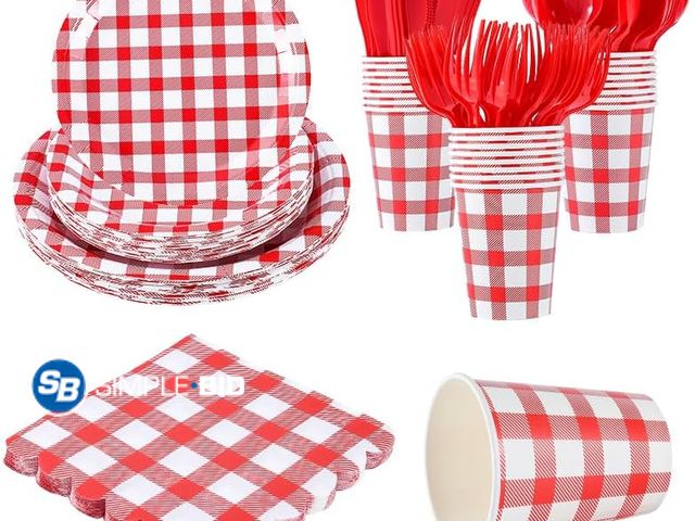 Lot 58-74653 - New 168Pcs Gingham Party Supplies for 24 Guests Thick Paper Plates and Napkins Knives Spoons Forks C...