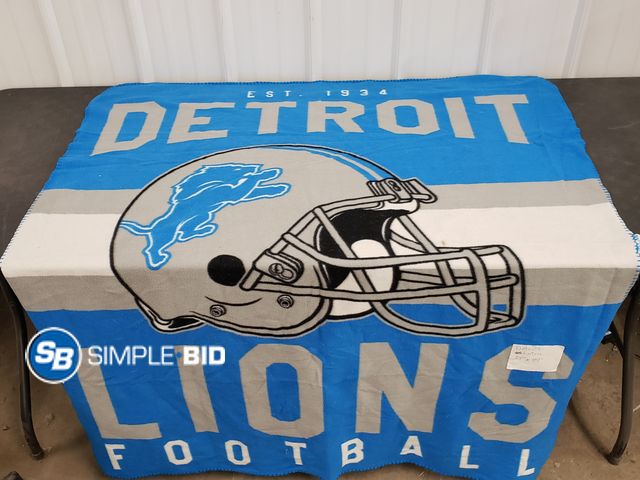 Lot 58-67666 - Detroit Lions Plush Blanket - 54x44"