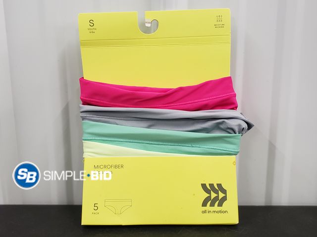 Lot 58-30917 - New YOUTH size Microfiber hipster briefs - SIZE S - 4 pairs - unworn