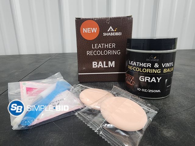 Lot 58-41101 - Shabeibei Leather Recoloring Balm