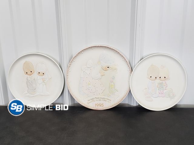 Lot 58-73747 - Lot of (3) Precious Moments Plates - How to Knit - Wedding Plate - He Hath Made Everything Beautiful...