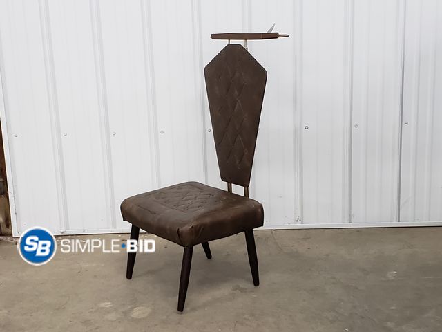 Lot 58-80263 - Vintage Chair