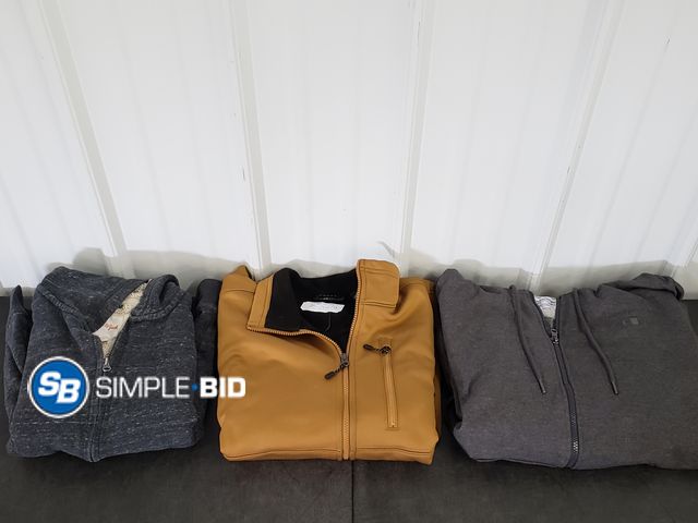 Lot 58-68232 - Lot of (3) Sweatshirts/jackets - Mens/Boys