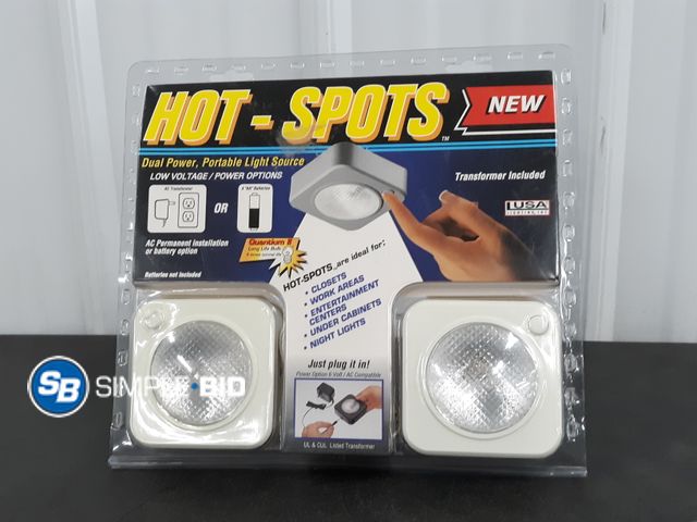 Lot 58-66762 - Hot Spots Dual Power Portable Light Source