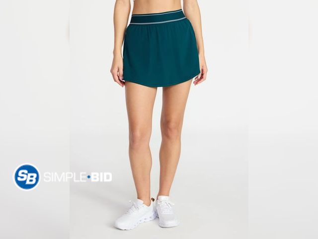 Lot 58-67934 - Avia Women's and Women's Plus Active Skort with Curved Hem - Size Medium 8-10 - NWT