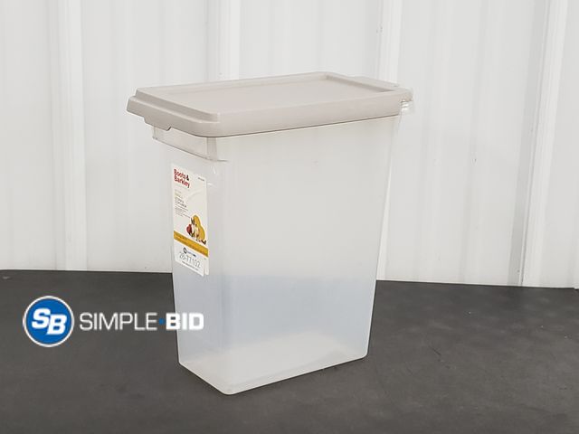 Lot 58-77102 - Boots and Barkley Small Pet Food Storage Container-8LB Capacity