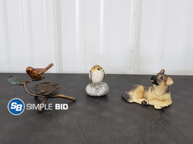 Lot 58-84414 - Lot of (3) Knick Knack Decor Pieces