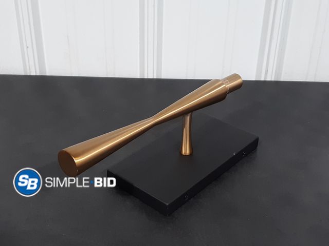 Lot 58-26795 - Metal Wall Sconce Light