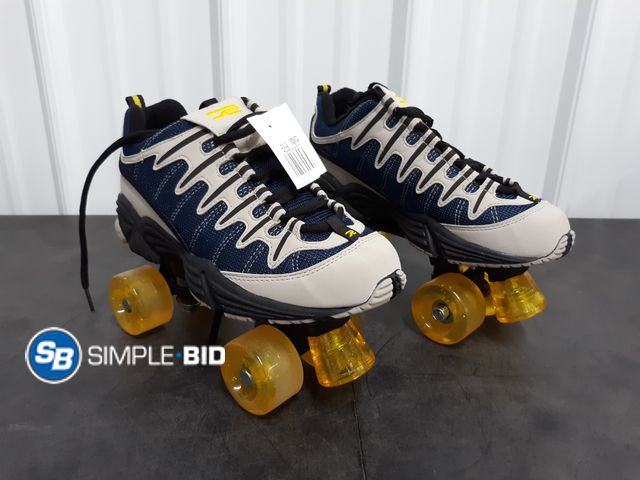 Lot 58-73775 - Rage 4x4 Quad Skates - appears unused in box Men - SIZE 6 - Women's SIZE 8