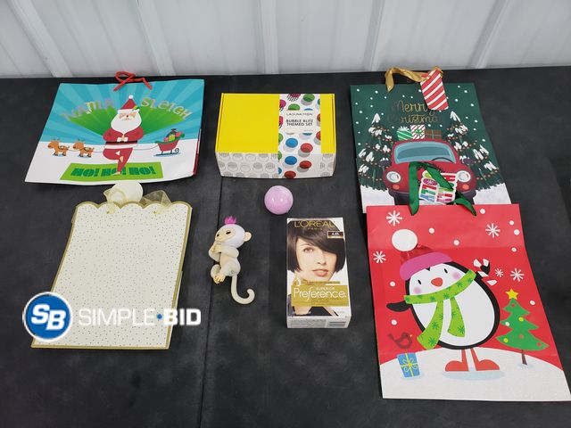 Lot 58-65609 - Bag of Various Items