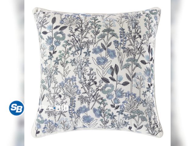 Lot 58-21551 - New Mainstays 18"x18" Blue Embroidered Floral Decorative Throw Pillow