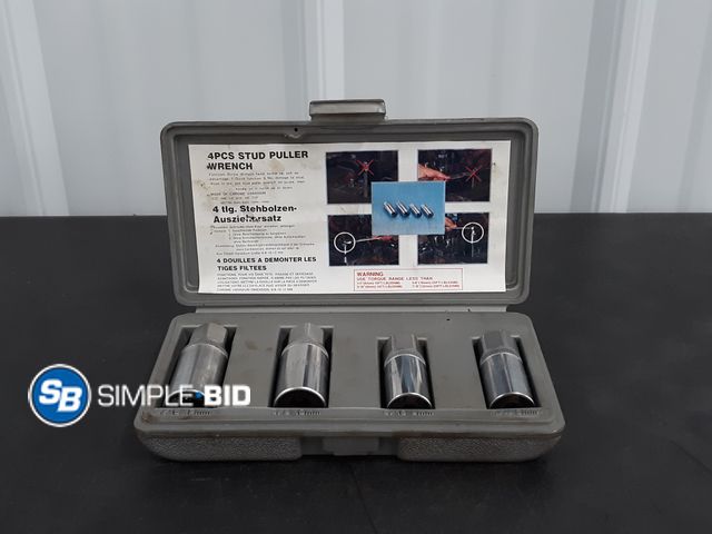 Lot 58-29542 - Stud Puller Set of (4)