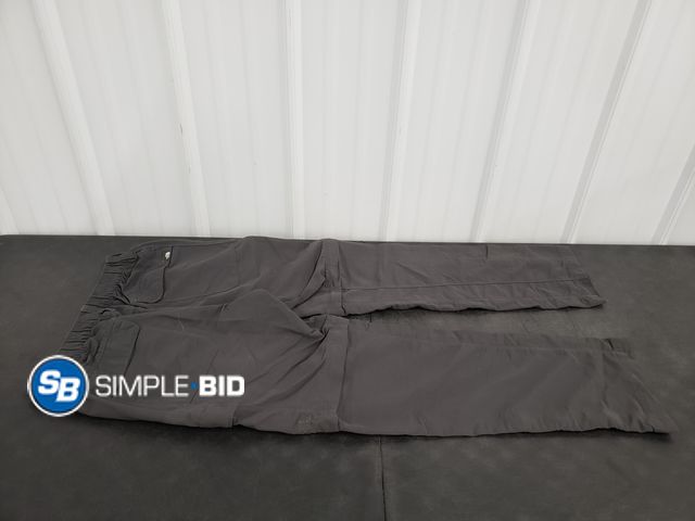 Lot 58-77340 - Men's The North Face Pants - SIZE M - light use - in good condition