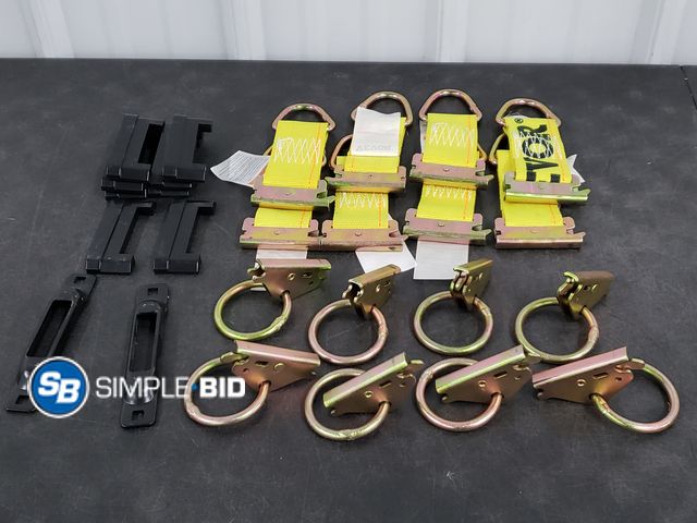 Lot 58-50298 - Lot of E Track Accessories