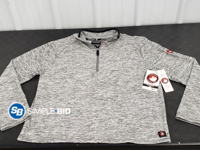 Lot 58-77311 - New Men's Canada weather gear long sleeve pull over - SIZE XL