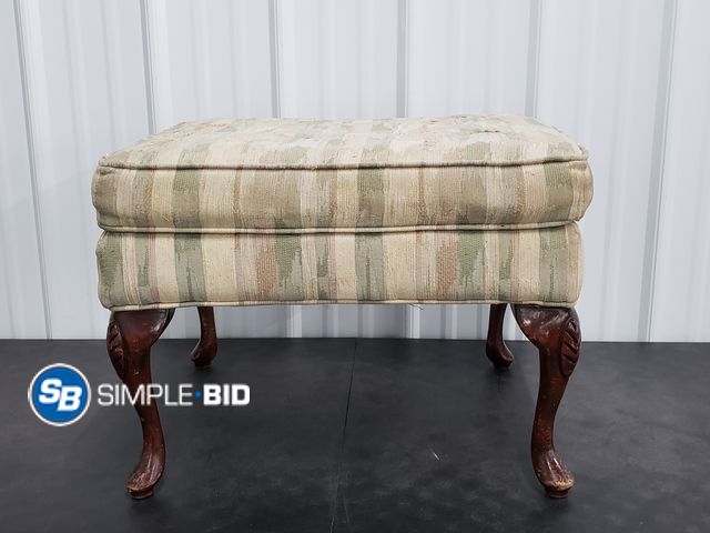 Lot 58-73743 - Vintage Foot Stool - in good condition