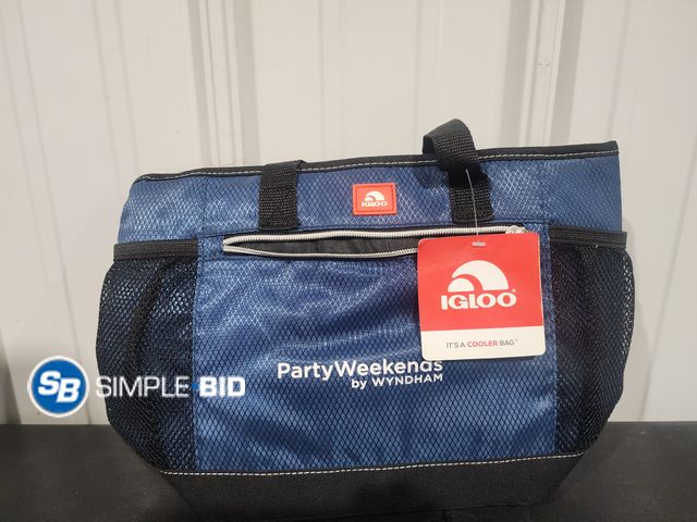 Lot 58-27501 - New Igloo Party Weekends by Wyndham -- a Cooler bag