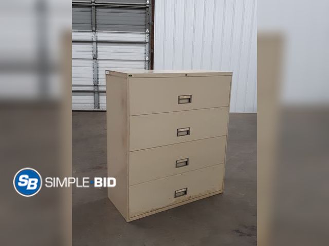 Lot 58-37119 - Large 4 Drawer Filing Cabinet