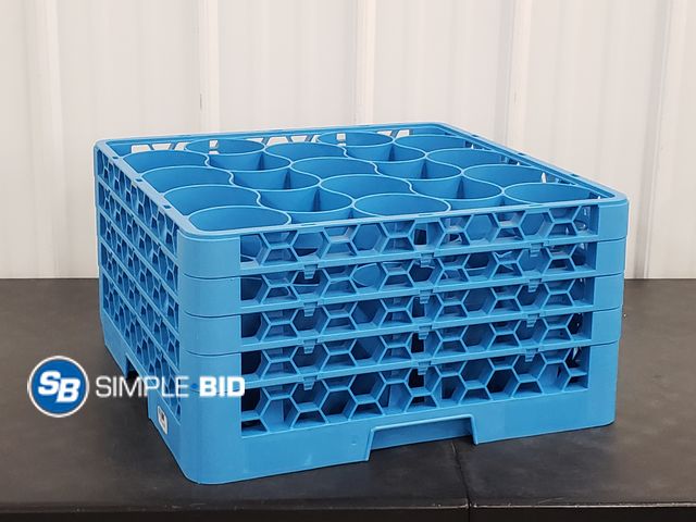Lot 58-73252 - Carisle OptiClean™ NeWave™ Glass Rack w/ (20) Compartments - (4) Extenders, Blue (RW20-314) - appear...