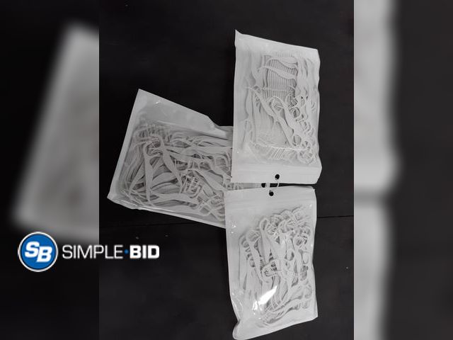 Lot 58-67955 - Lot of (3) New packages of Razoko Orthodontic Flossers Designed for braces 225 ct Total