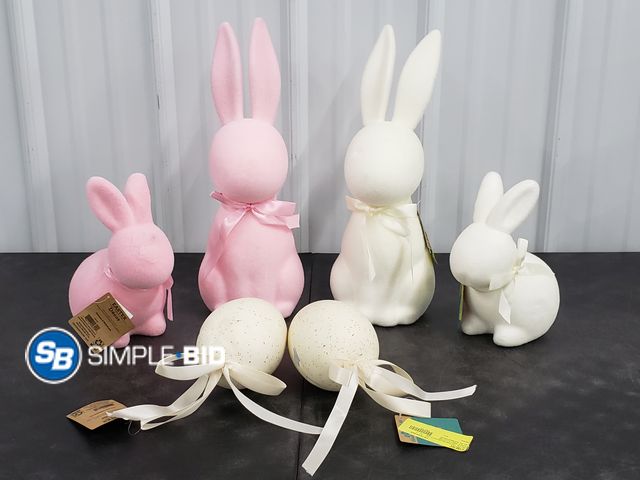 Lot 58-50546 - Lot of Foam EASTER Bunnies and Easter Egg Decor - super cute!
