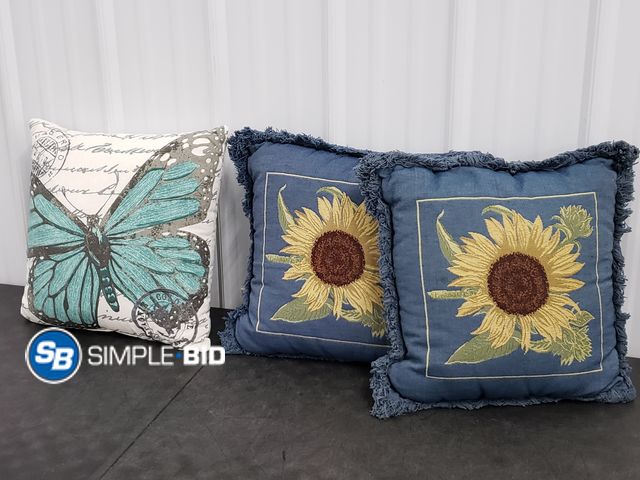 Lot 58-84364 - Lot of (3) Throw Pillows (Butterfly &amp; Sunflowers) in Laundry Basket  - Light Use
